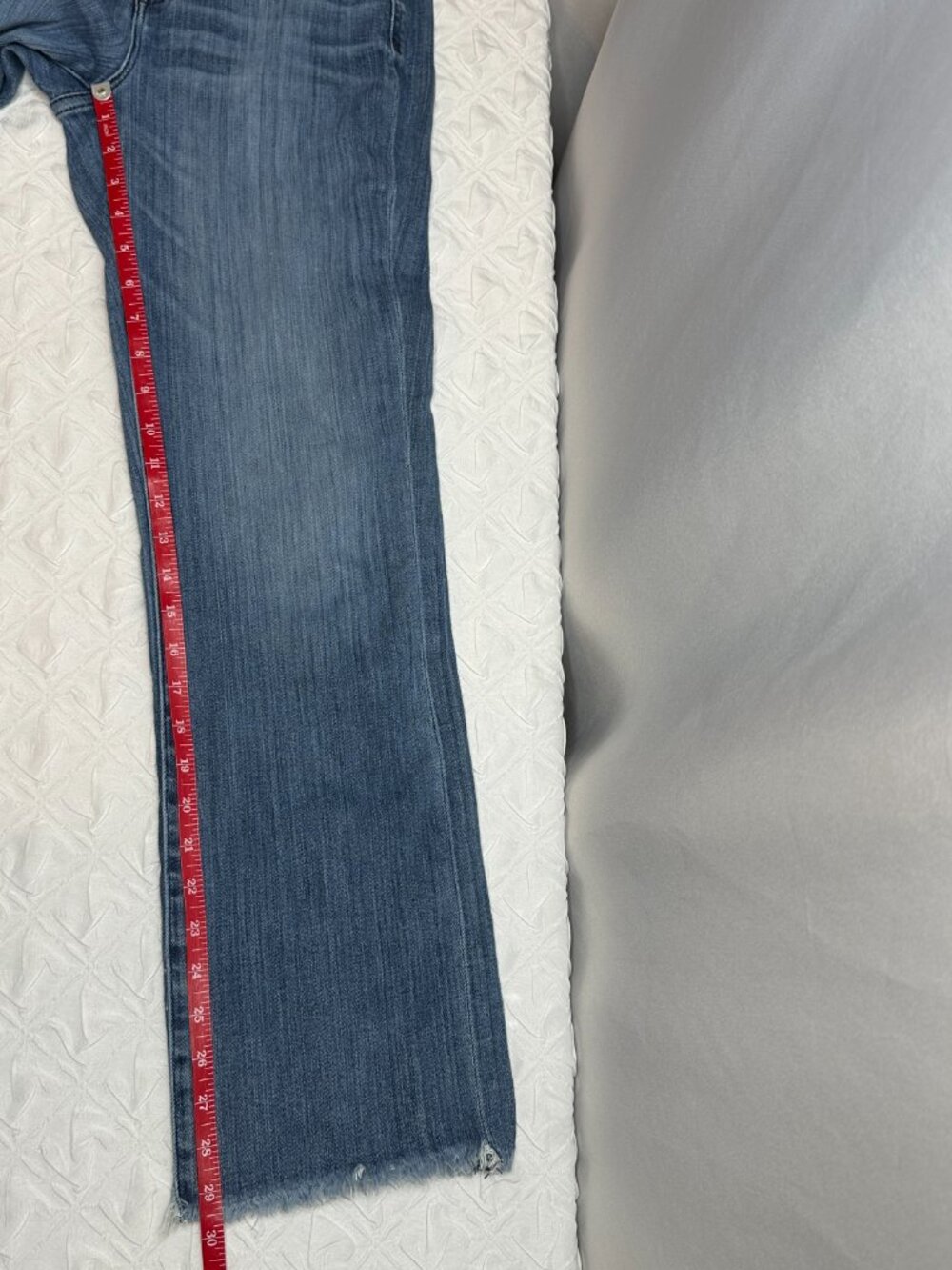 AYR All Year Round YaYa Crop Straight Leg Jeans 32L Raw Hem Elevated Minimalist - Picture 3 of 8